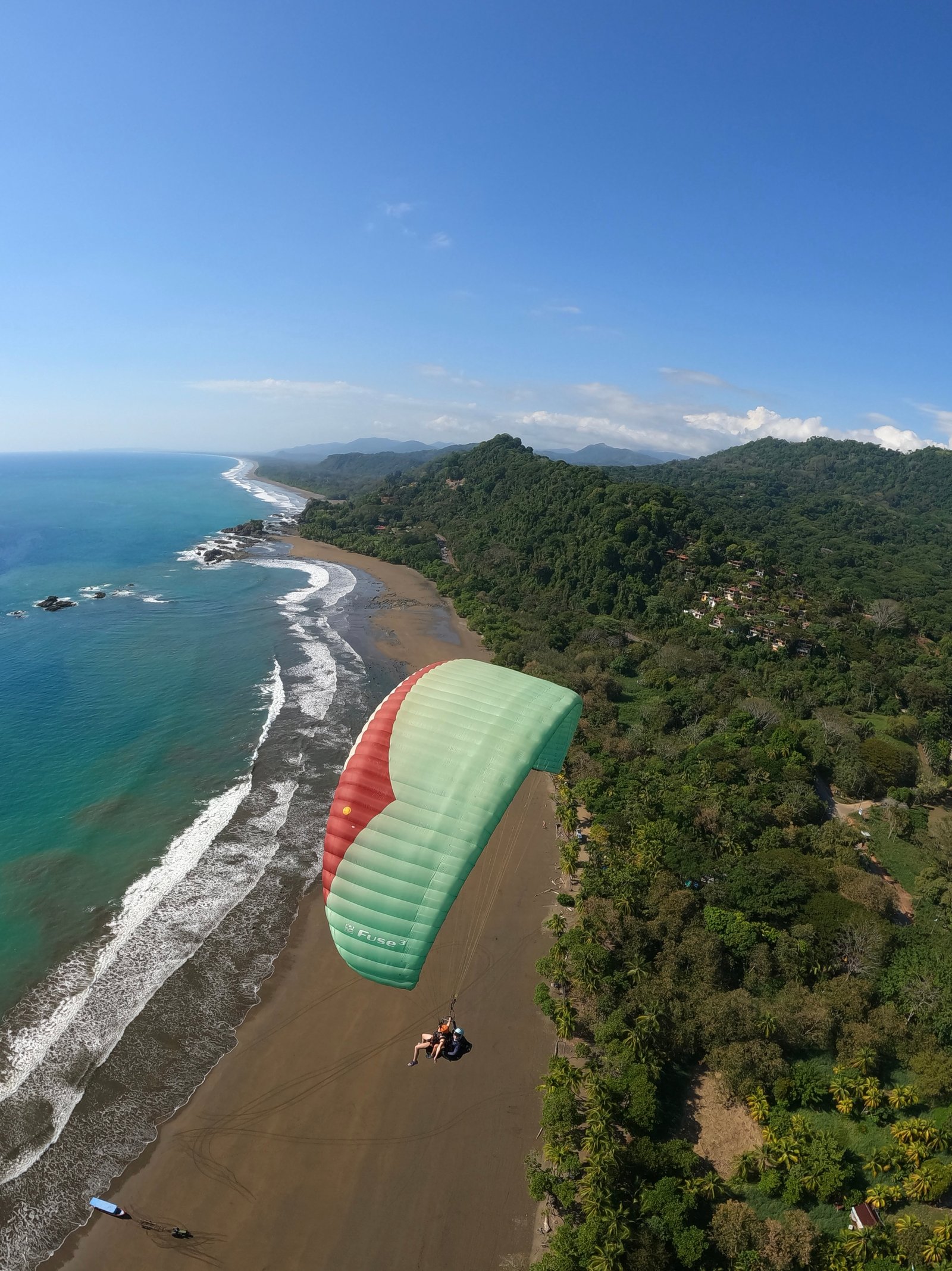 Extra view of Tandem Paragliding Tour in Dominical